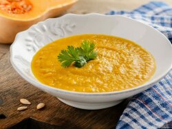 Тыквенный суп-пюре с курицей и картофелем