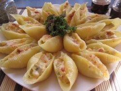 Жульен по-французски в конкильони