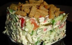 Салат «Сочная хрустяшка» с крабовыми палочками