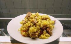 Плов из филе индейки на сковороде