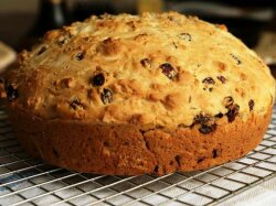 Сладкий хлеб на кефире в мультиварке