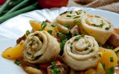 Нудли по-украински с картофелем и говядиной