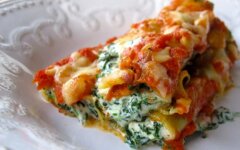Каннеллони, фаршированные куриной грудкой