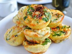 Творожные мини-запеканки с овощами в духовке