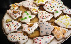 Имбирно-медовые пряники с корицей на елку