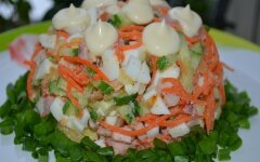 Салат «Шедевр» с копченой курицей