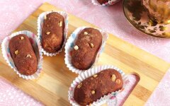 Пирожное «Картошка» из печенья и сгущенки без выпечки