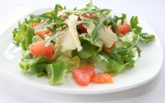 Салат из свиной печени и лука с оливковым майонезом, рецепт с фото и видео