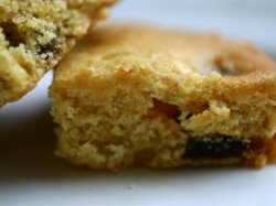 Пекановый пирог с орехами, инжиром и виски