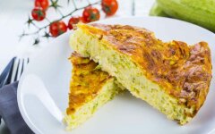 Пирог из кабачков с адыгейским сыром