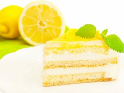 Лимонный торт «Молочная девочка» с ванильным кремом