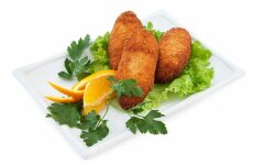 Котлеты по-киевски с шампиньонами и маслом