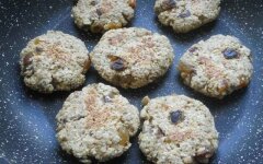 Овсяное печенье с кокосовой стружкой на сковороде
