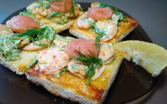 Шведские тосты Скаген с креветками