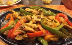 «Хе» с куриным филе и болгарским перцем