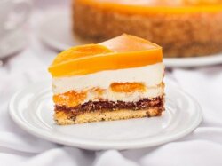 Нежный персиковый тирамису