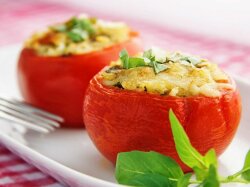 Запеченные помидоры с моцареллой в духовке