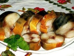 Быстрая скумбрия в луковой шелухе