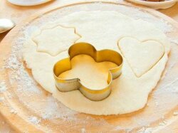 Песочное тесто на сметане без маргарина и масла