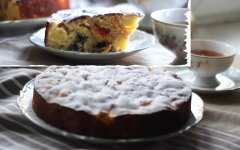 Пирог с яблоками, изюмом и курагой в духовке