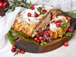 Дрожжевой пирог с яблочным повидлом в духовке