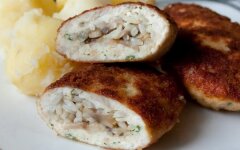 Зразы из курицы с грибами и рисом
