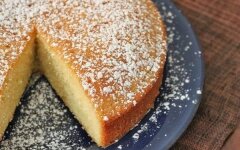 Нежный манник на сметане в духовке