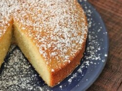 Нежный манник на сметане в духовке