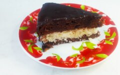 Шоколадный бисквитный торт Баунти с кокосовой начинкой