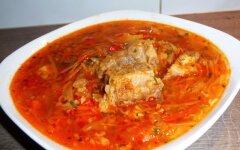 Борщ с фасолью из говядины