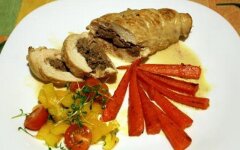 Куриные рулетики с печеночной начинкой
