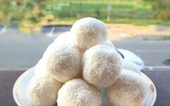Творожно-ореховые шарики в кокосовой стружке