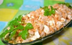 Салат «Искушение» с копченой курицей