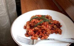 Рагу из индейки с овощами и фасолью
