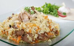 Плов из мякоти баранины на сковороде