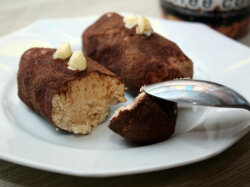 Шоколадно-творожное пирожное с протеином