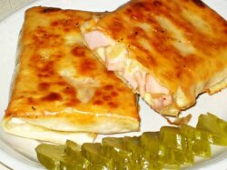 Конвертики из тонкого лаваша с начинкой