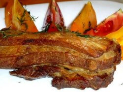 Простые свиные ребрышки в духовке