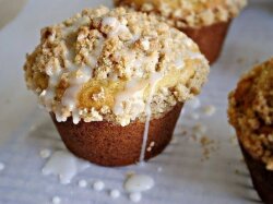 Кексы лимонные с крошкой и глазурью