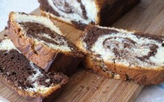 Мраморный кекс на кефире к чаю