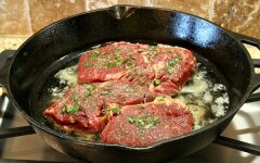 Пивной маринад для говядины на сковороде