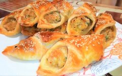 Слойки сладкие с вареньем и несладкие с фаршем и моцареллой