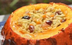 Запеченная тыква с рисом и медом