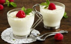Кефирный крем с ванильным сахаром