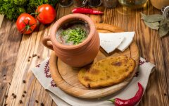 Чанахи из свинины с красной фасолью