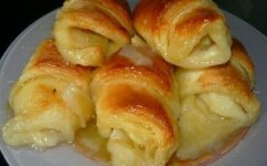 Яблочные слойки со спрайтом из слоеного теста