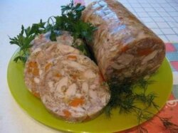 Сальтисон из свиной головы в бутылке