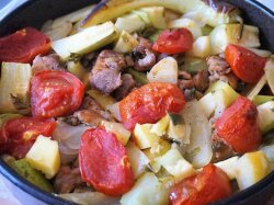 Овощное рагу с мясом и зеленью в духовке