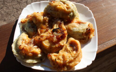 Вареники на воде с картошкой и жареным луком