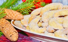 Ванильные рогалики из песочного теста с миндалем